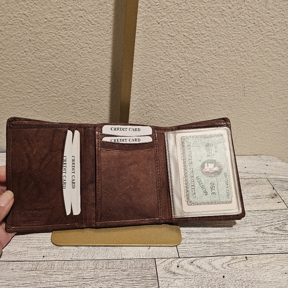 Stratford Brown Leather Men's Wallet NWOT - Picture 4 of 9